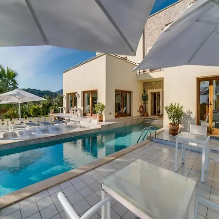 Hillside Luxury With Pool *